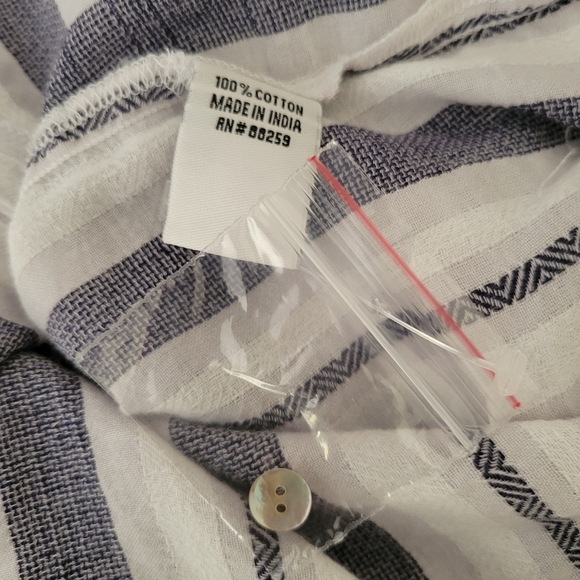 Subtle Luxury Stripe Top Size XS/S NWT - Picture 4 of 4